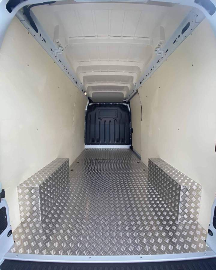 Solutions complètes pour la protection de votre véhicule utilitaire