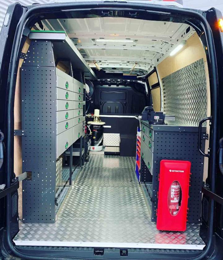 Transformation intérieur fourgon Fontenay-sur-Eure